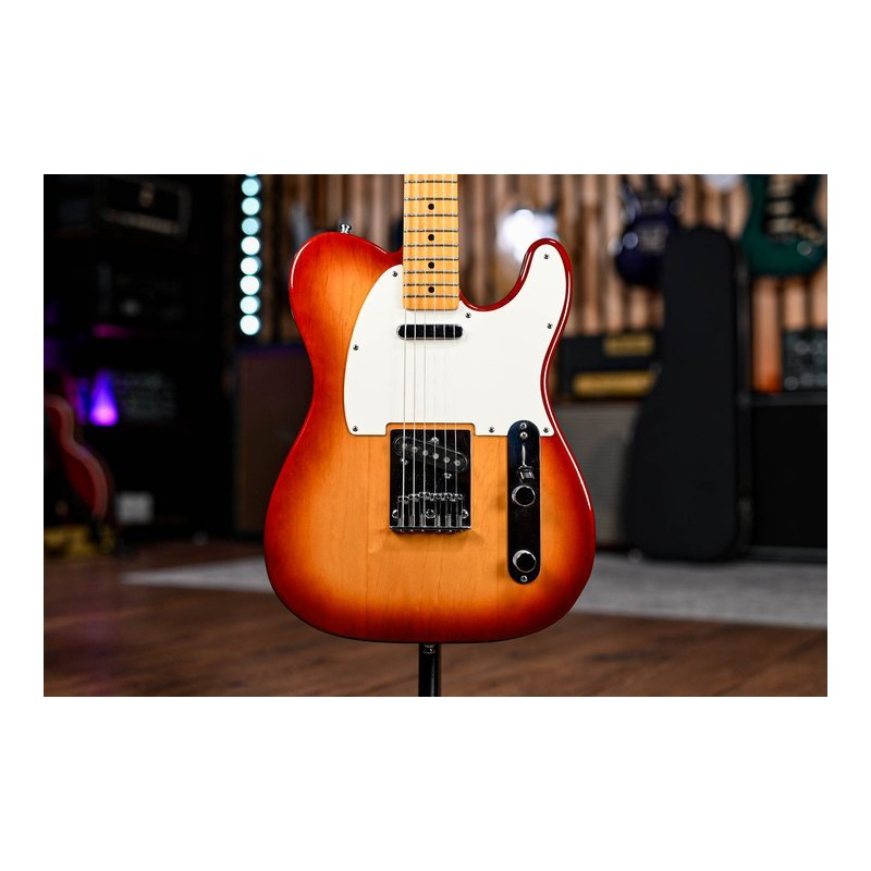 Fender Fender USA Telecaster Acoustasonic Sunburst 電/木吉他 — 三峽木吉他 / 民謠吉他