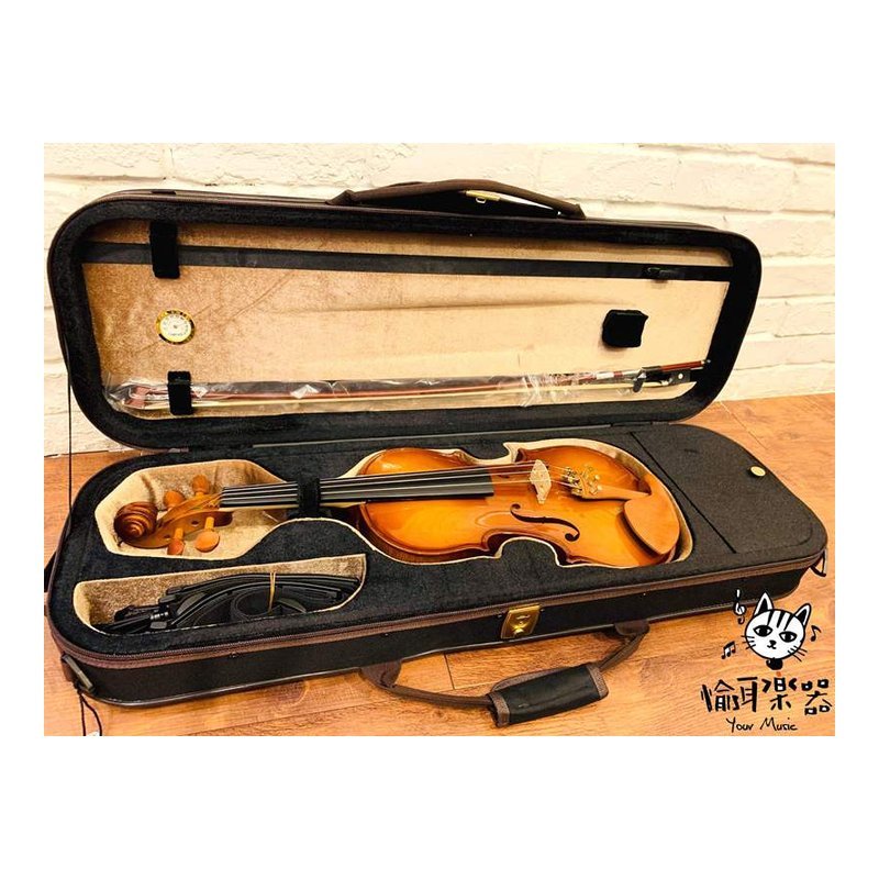 ♪ Your Music 愉耳樂器♪台灣製楓葉牌106中高階小提琴 附琴盒 雲衫面板 虎紋楓木 台灣製楓葉牌106中高階小提琴 附琴盒 雲衫面板 虎紋楓木 — 三峽弦樂器