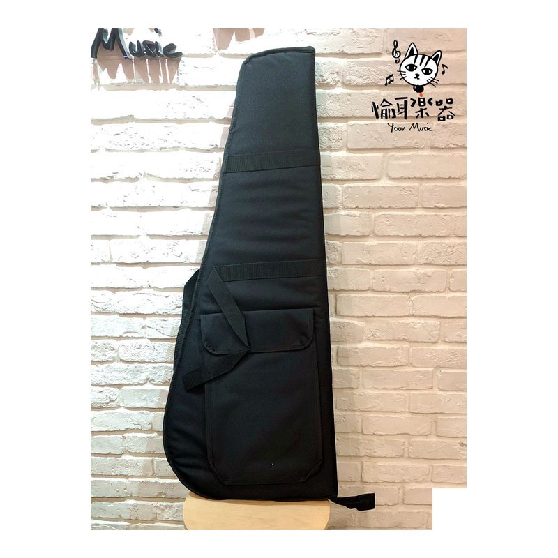 ♪ YOUR MUSIC 愉耳樂器 ♪全新台灣製10厘米高密度鋪棉 絨毛內裡 三角電吉他袋 (附双肩背帶) 全新台灣製10厘米高密度鋪棉 絨毛內裡 三角電吉他袋 (附双肩背帶) — 三峽吉他 / Bass