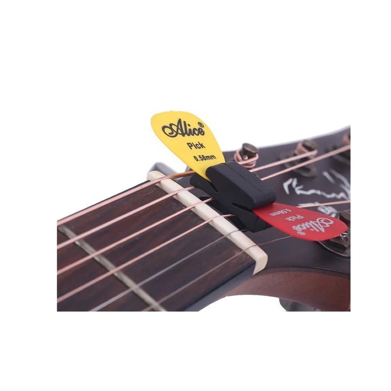 琴頭pick夾 橡膠材質不傷琴 一次可夾2-4片pick 簡易拆裝 安裝不需任何工具 — 三峽配件 / 週邊