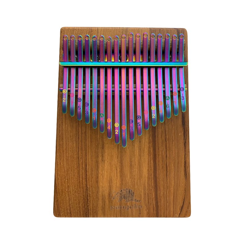 Pangolin 緬甸柚木 板式實木拼接搭配音階鋼片 板式卡林巴琴 拇指琴 鍍鈦五彩音階 — 三峽鼓 / 打擊