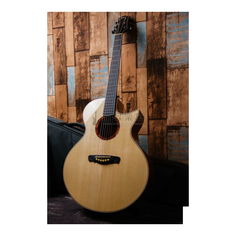 Hsienmo 弦墨 尖角春華 41吋 MJC尖缺角桶身 全單板木吉他 德國雲杉面板 附Jinchuan B-2022厚琴袋 弦墨吉他 — 三峽吉他 / Bass
