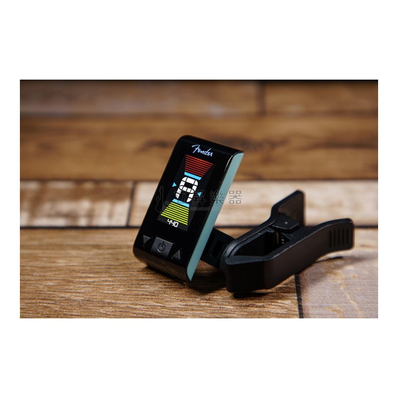 Fender 夾式調音器 Fender ORIGINAL TUNER DAPHNE BLUE 藍 可調頻率 430Hz-450Hz 編號:0239979006 Fender調音器 — 三峽烏克麗麗