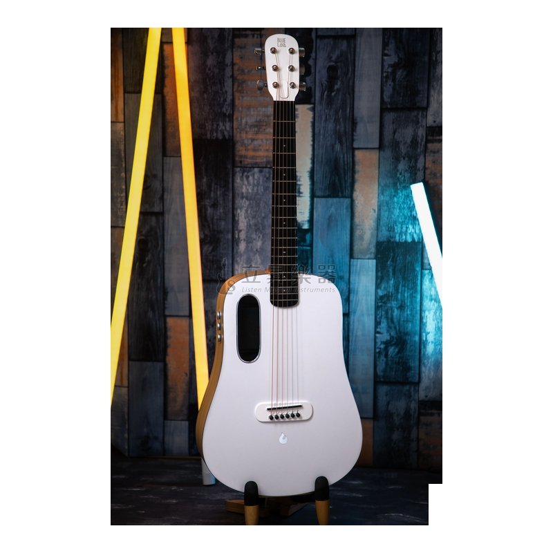 Blue [LAVA限量優惠，送真皮背帶] LAVA Music 拿火 BLUE-LAVA Original 36吋 拿火吉他 白色透木紋 (無觸控屏版本，搭配Free Boost系統) — 三峽木吉他 / 民謠吉他