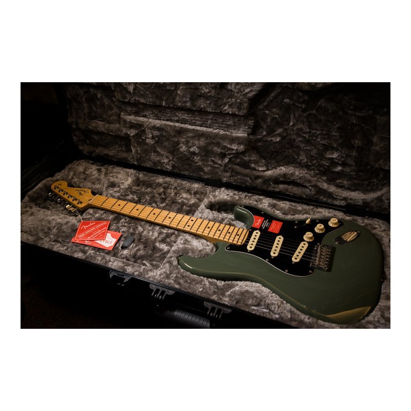 Fender Fender American Professional Stratocaster MN ATO 美廠 楓木指板 復古橄欖綠 原廠硬case — 三峽電吉他