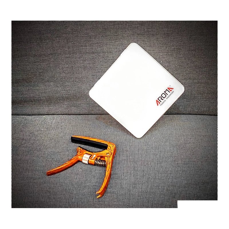 AROMA AROMA 鋅合金移調夾 AC30 木紋色 — 三峽效果器