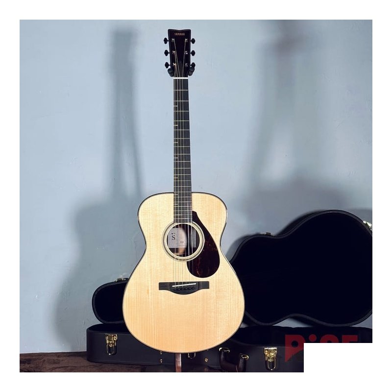 Yamaha 日？ FS9 R 阿迪朗達？ ？雲杉 ？ ？單板 ??? — 三峽吉他 / Bass