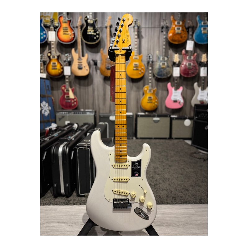 Fender AM Ultra Luxe Vintage 50s Strat ??? 公司貨【宛伶樂器】 — 三峽吉他 / Bass