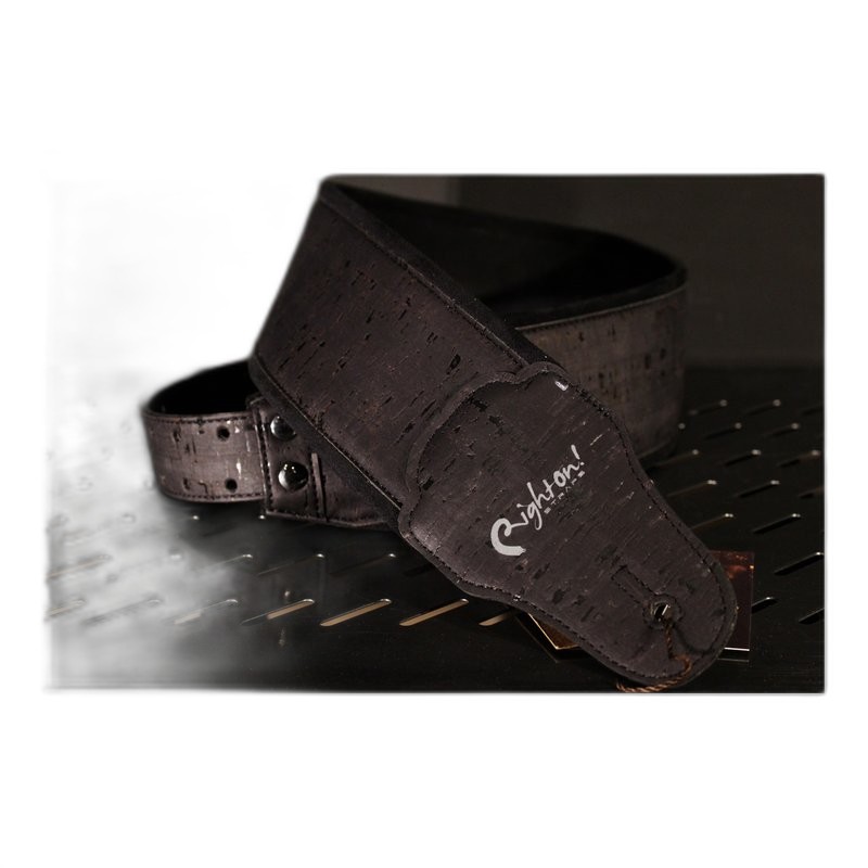 RightOn Bassman 系列 – B-Cork Black 吉他背帶 — 三峽吉他 / Bass｜YA! 玩音樂