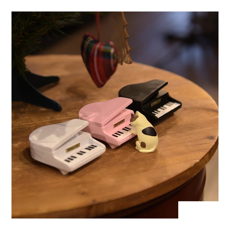 076 彈鋼琴的蕭邦貓 鋼琴貓 三角鋼琴模型擺飾 生日禮物 擺件 — 三峽電鋼琴 / 鍵盤